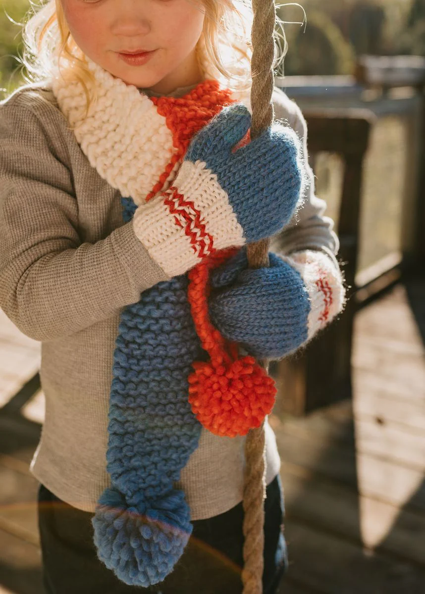 Mittens | Teddy - Blue and Red - Image 2